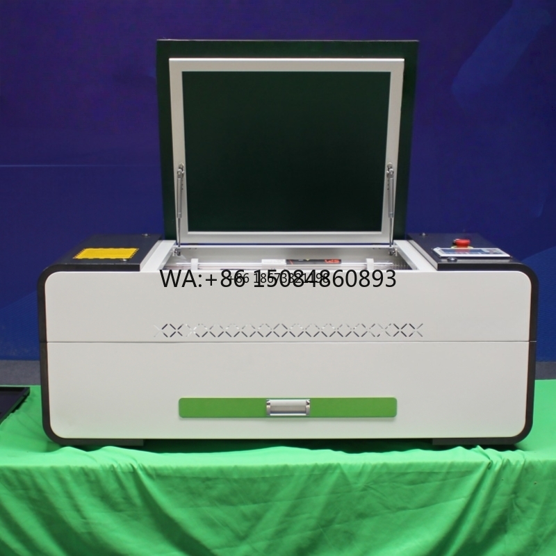 Acrylic Cutting Machine - Máquina de Corte e Gravação a