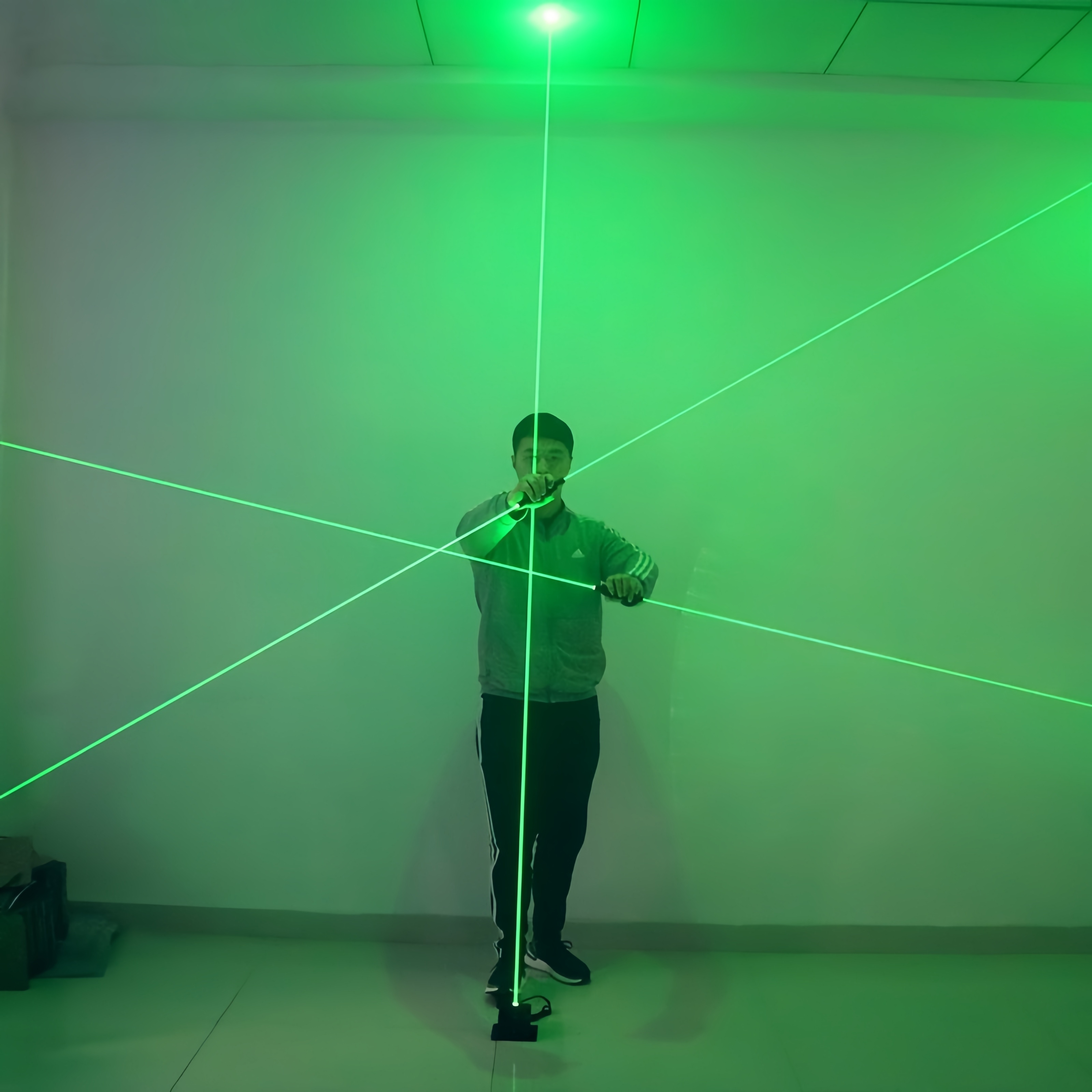 Espada laser fluorescente gran - Industrial Laser Beam avaliação e preço